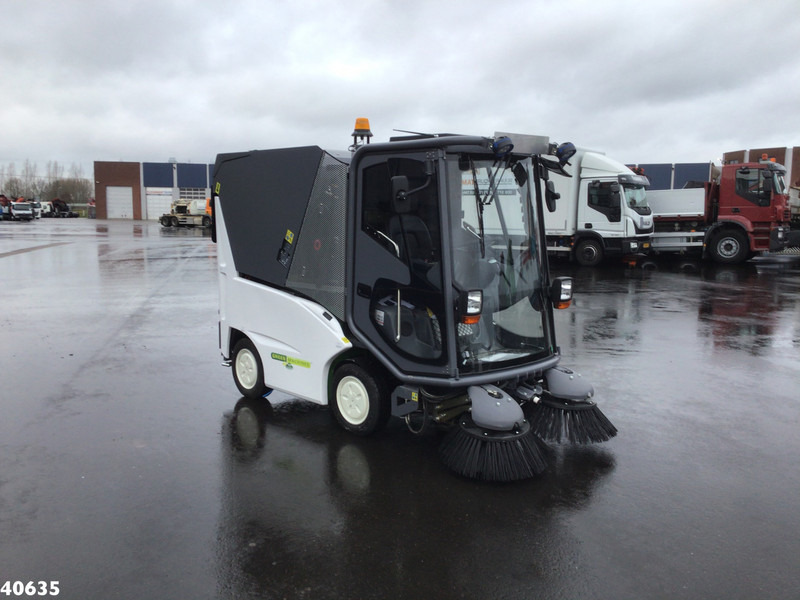 Green machine GM500H2 Hydrogen Waterstof Sweeper - Ielu tīrīšanas mašīna: foto 4 Green machine GM500H2 Hydrogen Waterstof Sweeper - Ielu tīrīšanas mašīna: foto 4