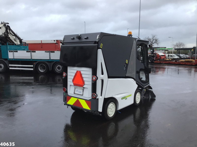 Green machine GM500H2 Hydrogen Waterstof Sweeper - Ielu tīrīšanas mašīna: foto 3 Green machine GM500H2 Hydrogen Waterstof Sweeper - Ielu tīrīšanas mašīna: foto 3