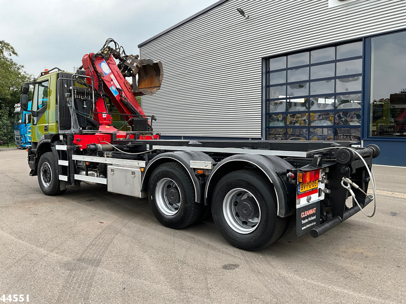 Iveco AD260T41 6x4 HMF 16 Tonmeter Z-kraan - Kravas automašīna - kabeļu sistēma, Kravas auto ar manipulatoru: foto 4 Iveco AD260T41 6x4 HMF 16 Tonmeter Z-kraan - Kravas automašīna - kabeļu sistēma, Kravas auto ar manipulatoru: foto 4