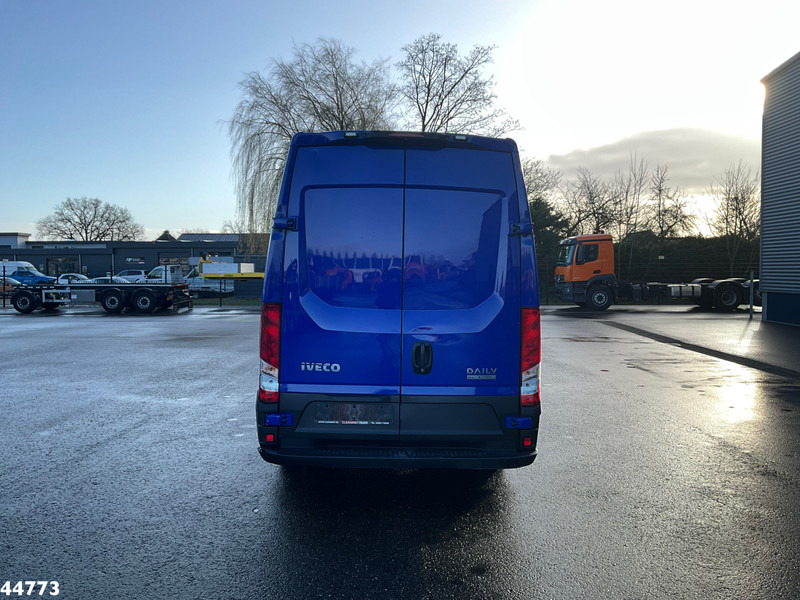 Iveco Daily 35C18 RIONED hogedrukwater installatie - Asenizācijas mašīna: foto 4 Iveco Daily 35C18 RIONED hogedrukwater installatie - Asenizācijas mašīna: foto 4