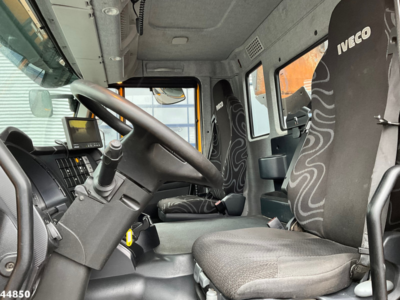 Iveco Trakker AD380T41W 8x6 Euro 6 HMF 19 Tonmeter Z-kraan līzingu Iveco Trakker AD380T41W 8x6 Euro 6 HMF 19 Tonmeter Z-kraan: foto 20
