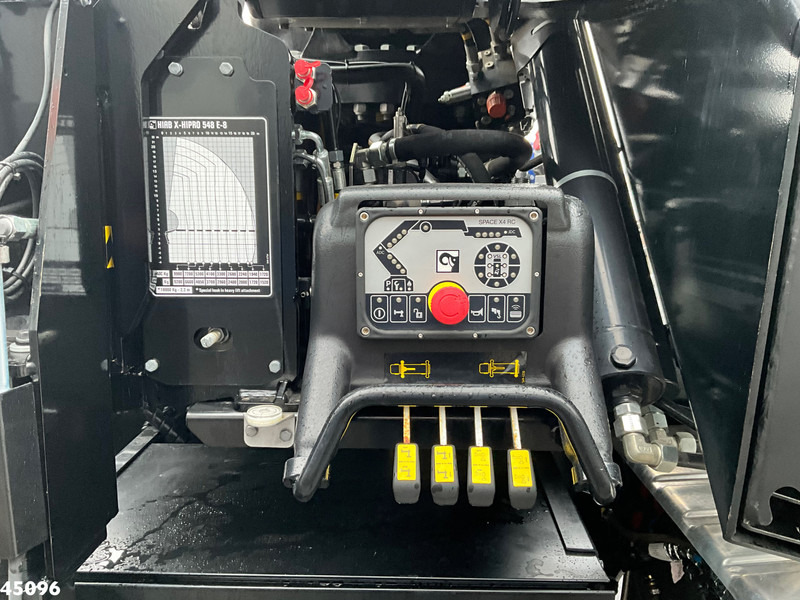 MAN TGS 26.520 Euro 6 6x6 Hiab 54 Tonmeter laadkraan NEW AND UNUSED! līzingu MAN TGS 26.520 Euro 6 6x6 Hiab 54 Tonmeter laadkraan NEW AND UNUSED!: foto 17 MAN TGS 26.520 Euro 6 6x6 Hiab 54 Tonmeter laadkraan NEW AND UNUSED! līzingu MAN TGS 26.520 Euro 6 6x6 Hiab 54 Tonmeter laadkraan NEW AND UNUSED!: foto 17