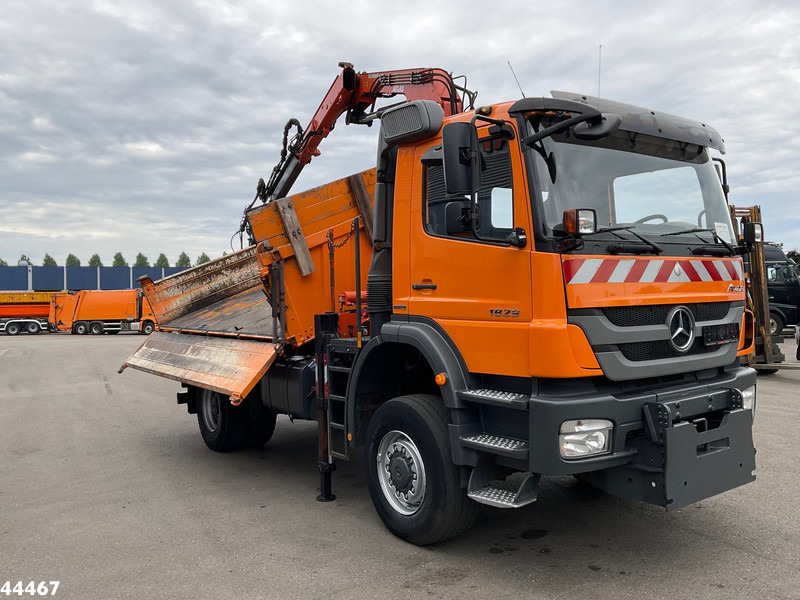 Mercedes-Benz 1829 AK 4x4 Atlas 8,5 Tonmeter laadkraan Manual Full steel - Kravas automašīna pašizgāzējs, Kravas auto ar manipulatoru: foto 5 Mercedes-Benz 1829 AK 4x4 Atlas 8,5 Tonmeter laadkraan Manual Full steel - Kravas automašīna pašizgāzējs, Kravas auto ar manipulatoru: foto 5