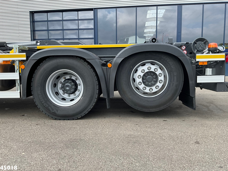 Jaunā Pacēlājs ar āķi, Kravas auto ar manipulatoru Mercedes-Benz Actros 2543 HMF 23 Tonmeter laadkraan: foto 11