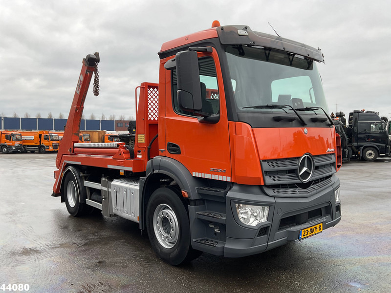Mercedes-Benz Antos 2024 Euro 6 Hyvalift 14 Ton portaalarmsysteem - Būvgružu konteineru vedējs: foto 2 Mercedes-Benz Antos 2024 Euro 6 Hyvalift 14 Ton portaalarmsysteem - Būvgružu konteineru vedējs: foto 2