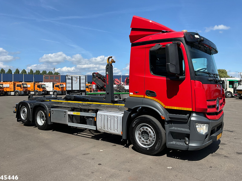 Mercedes-Benz Antos 2543 Euro 6 Multilift 26 Ton haakarmsysteem - Pacēlājs ar āķi: foto 3 Mercedes-Benz Antos 2543 Euro 6 Multilift 26 Ton haakarmsysteem - Pacēlājs ar āķi: foto 3