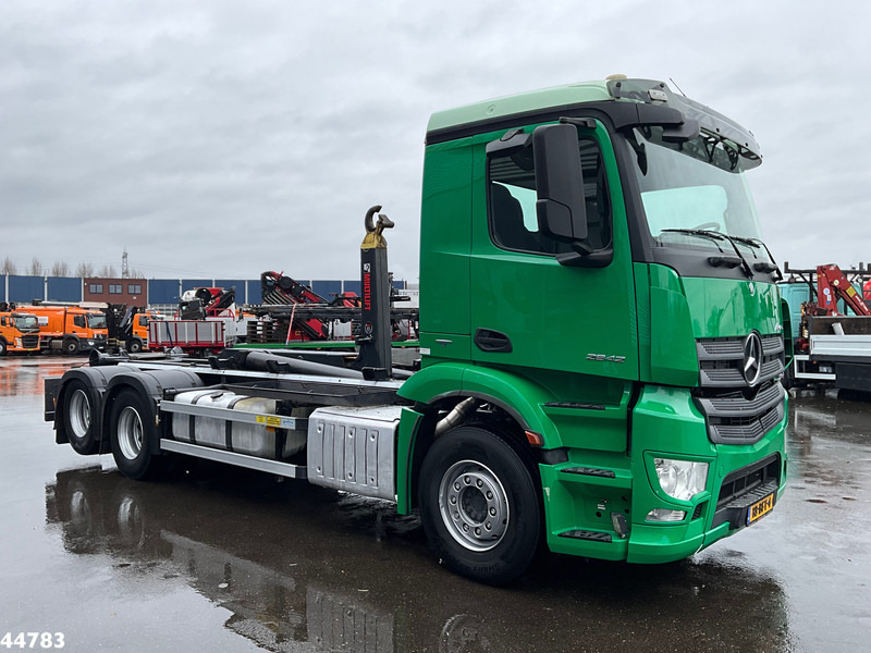 Mercedes-Benz Antos 2642 Euro 6 Multilift 26 Ton haakarmsysteem - Pacēlājs ar āķi: foto 3 Mercedes-Benz Antos 2642 Euro 6 Multilift 26 Ton haakarmsysteem - Pacēlājs ar āķi: foto 3