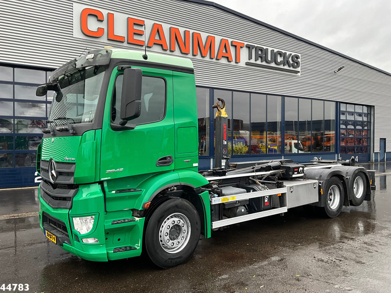 Mercedes-Benz Antos 2642 Euro 6 Multilift 26 Ton haakarmsysteem - Pacēlājs ar āķi: foto 2 Mercedes-Benz Antos 2642 Euro 6 Multilift 26 Ton haakarmsysteem - Pacēlājs ar āķi: foto 2