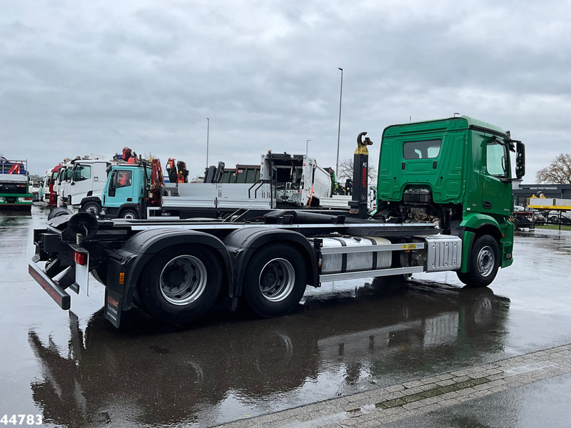 Mercedes-Benz Antos 2642 Euro 6 Multilift 26 Ton haakarmsysteem - Pacēlājs ar āķi: foto 4 Mercedes-Benz Antos 2642 Euro 6 Multilift 26 Ton haakarmsysteem - Pacēlājs ar āķi: foto 4