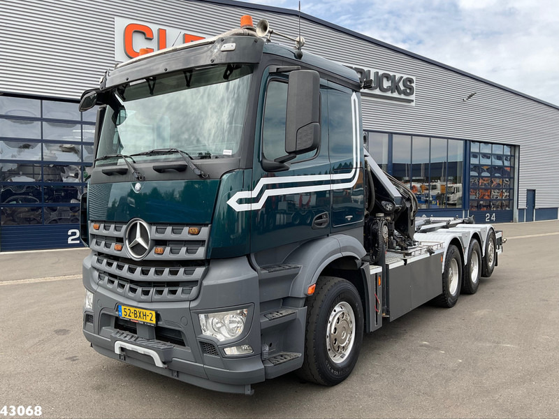 Mercedes-Benz Arocs 3251 8x4 Euro 6 Hiab 28 Tonmeter laadkraan - Pacēlājs ar āķi, Kravas auto ar manipulatoru: foto 2 Mercedes-Benz Arocs 3251 8x4 Euro 6 Hiab 28 Tonmeter laadkraan - Pacēlājs ar āķi, Kravas auto ar manipulatoru: foto 2