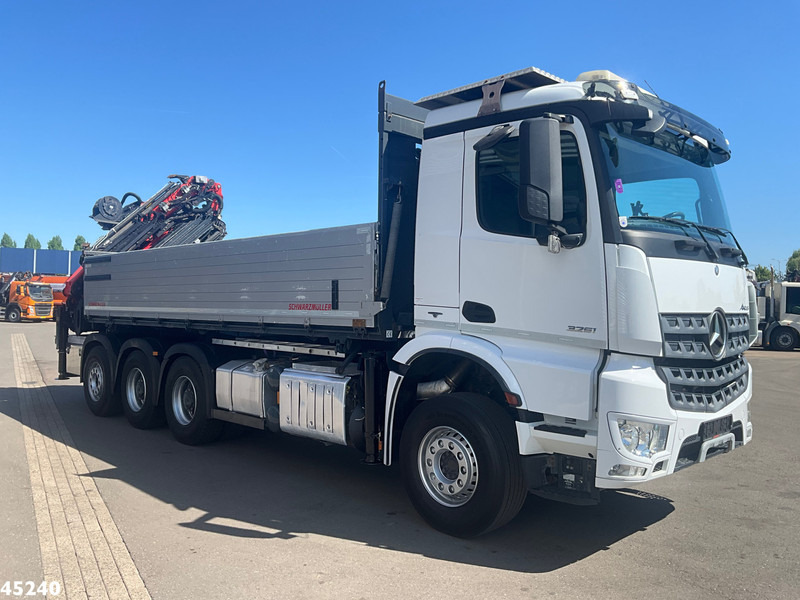 Mercedes-Benz Arocs 3251 8x4 Euro 6 Retarder Palfinger 34 Tonmeter laadkraan + Fly-Jib Just 146.766 km! - Kravas auto ar manipulatoru: foto 5 Mercedes-Benz Arocs 3251 8x4 Euro 6 Retarder Palfinger 34 Tonmeter laadkraan + Fly-Jib Just 146.766 km! - Kravas auto ar manipulatoru: foto 5