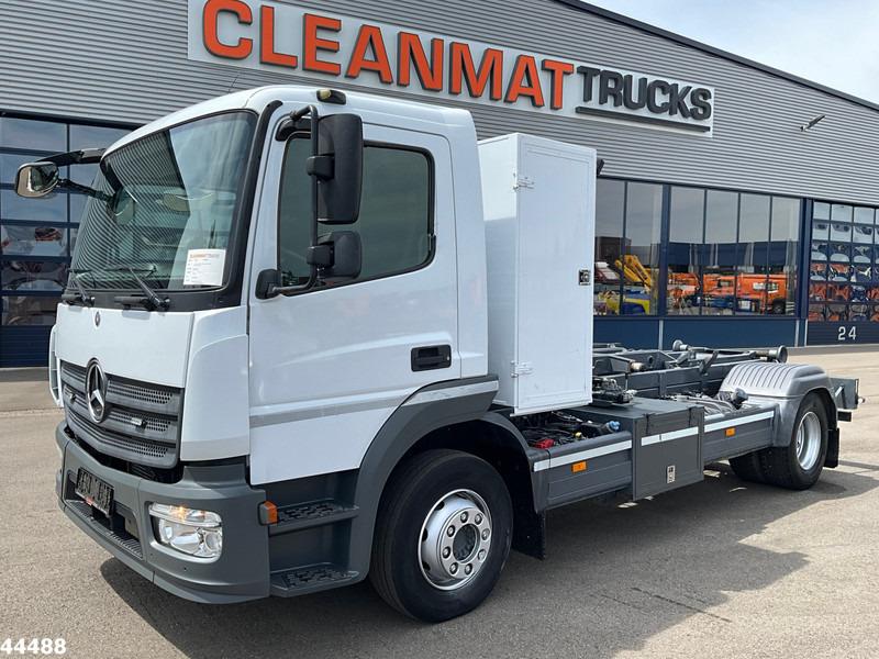Mercedes-Benz Atego 1218 Euro 6 Manual 7 Ton haakarmsysteem - Pacēlājs ar āķi: foto 2 Mercedes-Benz Atego 1218 Euro 6 Manual 7 Ton haakarmsysteem - Pacēlājs ar āķi: foto 2