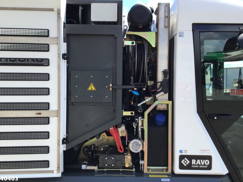Ravo 5-SERIES 580 with 3-rd brush līzingu Ravo 5-SERIES 580 with 3-rd brush: foto 13