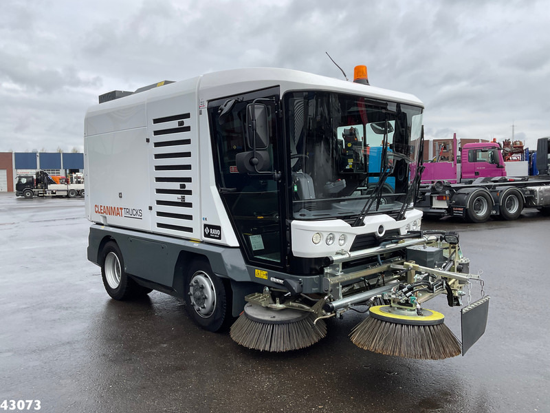 Ravo 540 STH Euro 6 with 3-rd brush - Ielu tīrīšanas mašīna: foto 4 Ravo 540 STH Euro 6 with 3-rd brush - Ielu tīrīšanas mašīna: foto 4