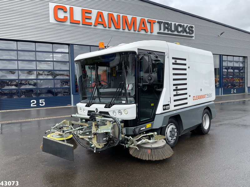 Ravo 540 STH Euro 6 with 3-rd brush - Ielu tīrīšanas mašīna: foto 3 Ravo 540 STH Euro 6 with 3-rd brush - Ielu tīrīšanas mašīna: foto 3