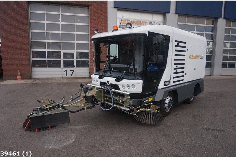 Ravo 540 STH met 3-de borstel - Ielu tīrīšanas mašīna: foto 1 Ravo 540 STH met 3-de borstel - Ielu tīrīšanas mašīna: foto 1