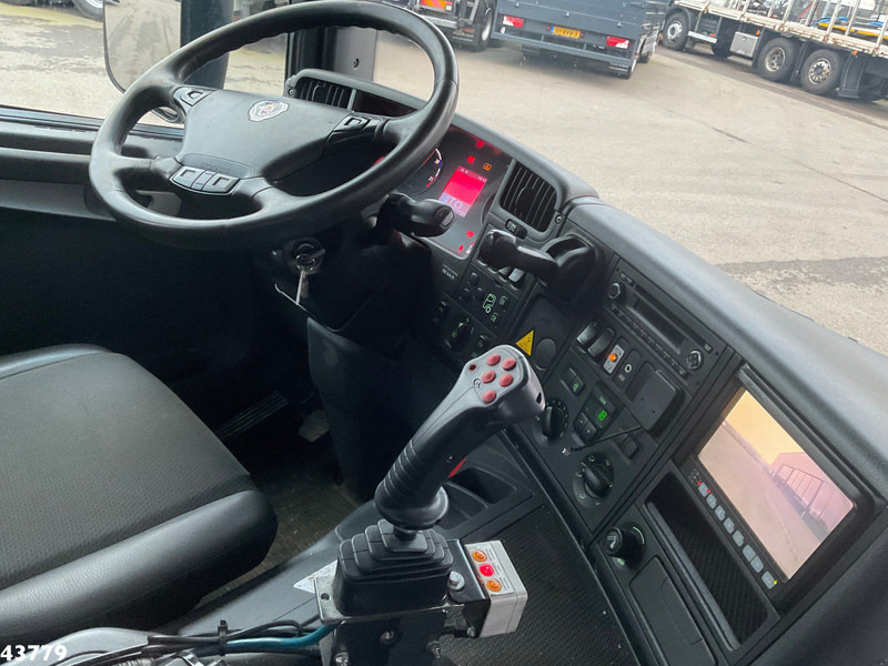 Scania P 360 8x2 Hiab 21 Tonmeter laadkraan - Pacēlājs ar āķi, Kravas auto ar manipulatoru: foto 4 Scania P 360 8x2 Hiab 21 Tonmeter laadkraan - Pacēlājs ar āķi, Kravas auto ar manipulatoru: foto 4