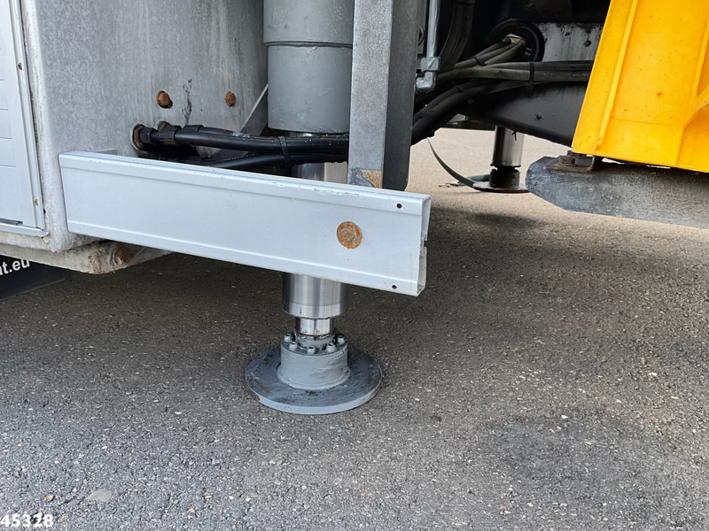 Autovedējs Scania P 410 8x2 Euro 6 Retarder Autotransporter met hydraulische oprijrampen: foto 15 Autovedējs Scania P 410 8x2 Euro 6 Retarder Autotransporter met hydraulische oprijrampen: foto 15