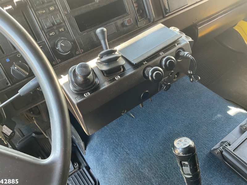 Scania R 142-H.400 6x2 Abschlepp "Gerestaureerde Oldtimer" līzingu Scania R 142-H.400 6x2 Abschlepp "Gerestaureerde Oldtimer": foto 20