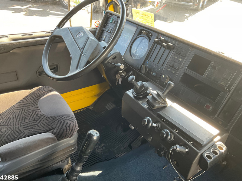 Scania R 142-H.400 6x2 Abschlepp "Gerestaureerde Oldtimer" līzingu Scania R 142-H.400 6x2 Abschlepp "Gerestaureerde Oldtimer": foto 17