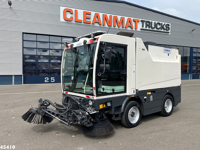 Schmidt Cleango 500 Compact Euro 6 with 3-rd brush - Ielu tīrīšanas mašīna: foto 2 Schmidt Cleango 500 Compact Euro 6 with 3-rd brush - Ielu tīrīšanas mašīna: foto 2