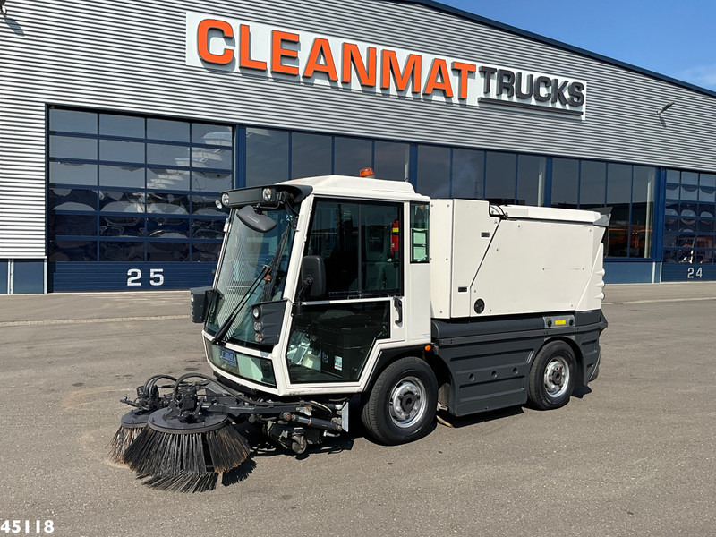 Schmidt Swingo Compact 200 Euro 6 - Ielu tīrīšanas mašīna: foto 3 Schmidt Swingo Compact 200 Euro 6 - Ielu tīrīšanas mašīna: foto 3