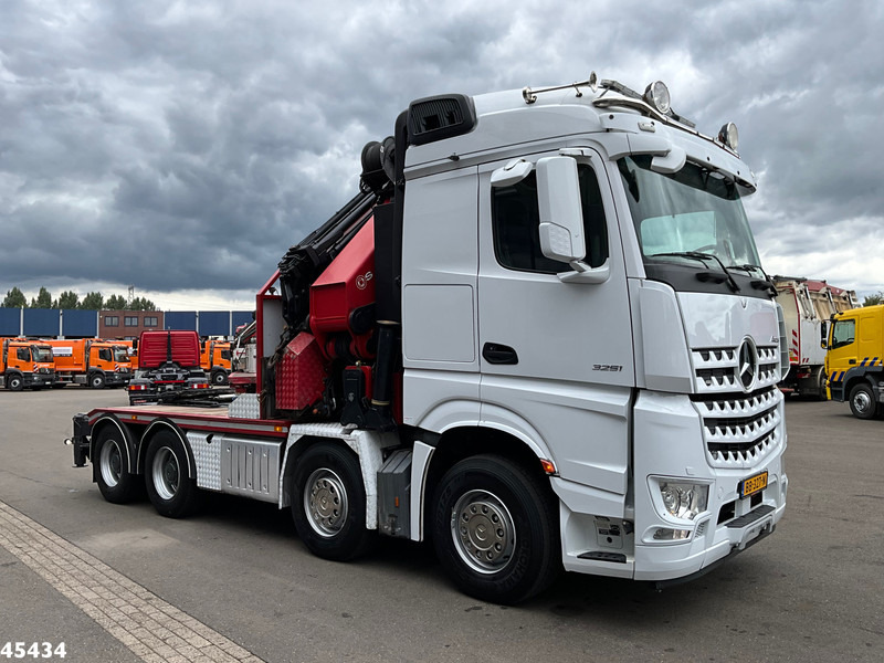 Mercedes-Benz Arocs 3251 8x4 Euro 6 Retarder HMF 85 Tonmeter laadkraan Fly-Jib - Vilcējs: foto 4 Mercedes-Benz Arocs 3251 8x4 Euro 6 Retarder HMF 85 Tonmeter laadkraan Fly-Jib - Vilcējs: foto 4