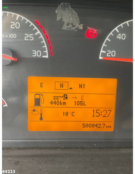 Vilcējs Volvo FM 340 HMF 12 Tonmeter laadkraan: foto 18