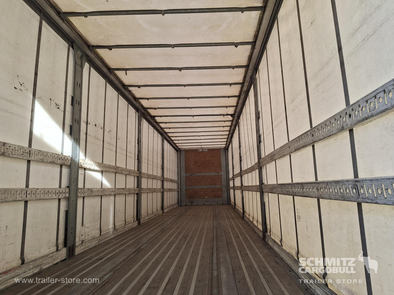 FRUEHAUF Curtainsider Standard Taillift - Tenta puspiekabe: foto 4 FRUEHAUF Curtainsider Standard Taillift - Tenta puspiekabe: foto 4