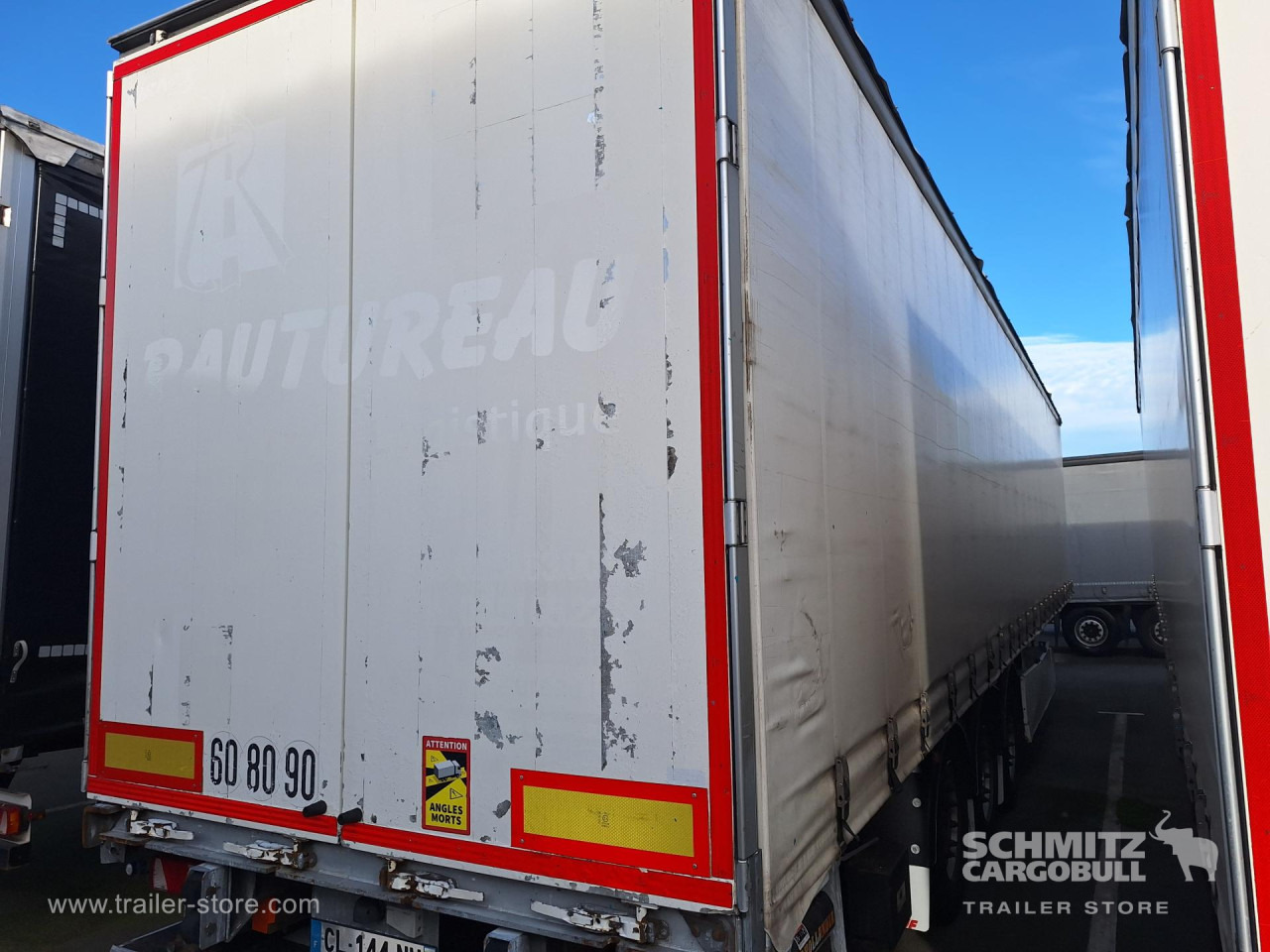 FRUEHAUF Curtainsider Standard Taillift - Tenta puspiekabe: foto 1 FRUEHAUF Curtainsider Standard Taillift - Tenta puspiekabe: foto 1