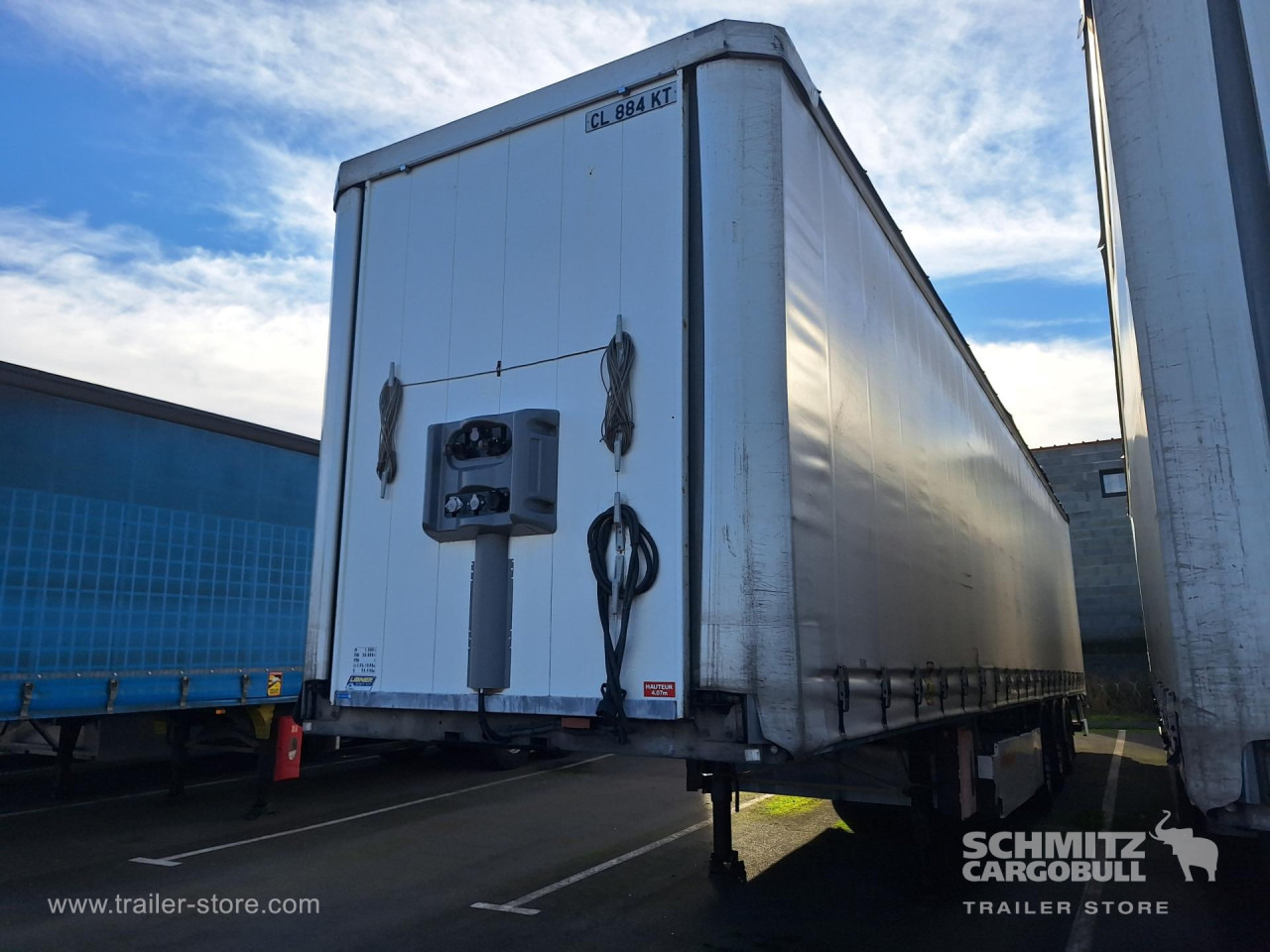 FRUEHAUF Curtainsider Standard Taillift - Tenta puspiekabe: foto 3 FRUEHAUF Curtainsider Standard Taillift - Tenta puspiekabe: foto 3