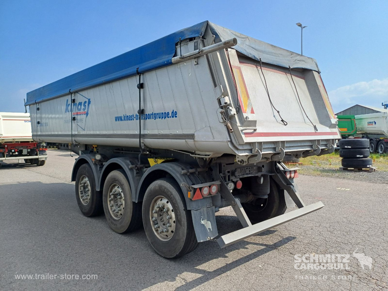 SCHMITZ Auflieger Kipper Alukastenmulde 24m³ - Puspiekabe pašizgāzējs: foto 4 SCHMITZ Auflieger Kipper Alukastenmulde 24m³ - Puspiekabe pašizgāzējs: foto 4