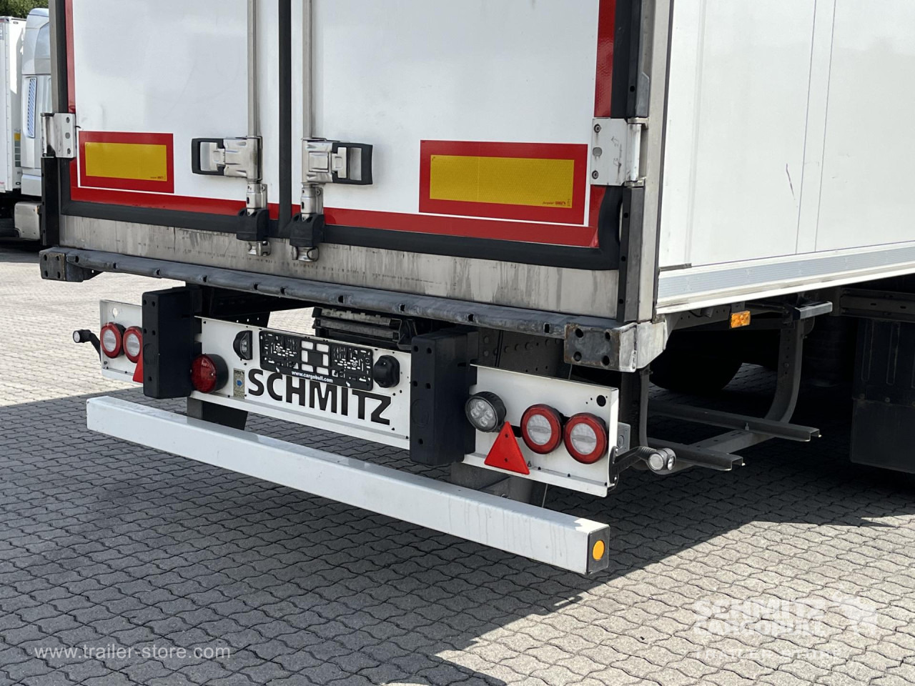 SCHMITZ Auflieger Tiefkühler Standard Double deck - Puspiekabe izotermiskais: foto 3 SCHMITZ Auflieger Tiefkühler Standard Double deck - Puspiekabe izotermiskais: foto 3