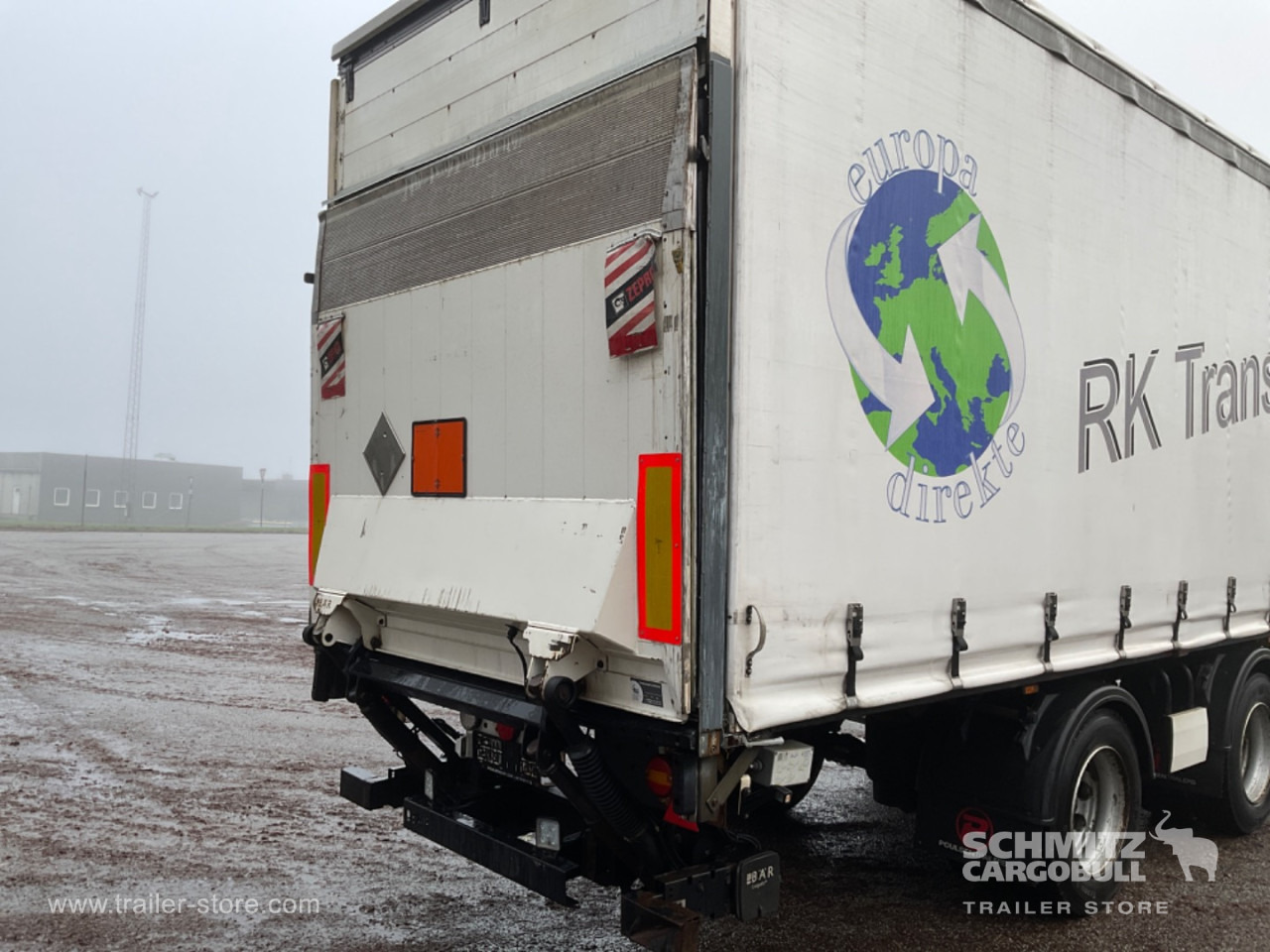 KRONE Curtainsider Standard Taillift - Tenta puspiekabe: foto 3 KRONE Curtainsider Standard Taillift - Tenta puspiekabe: foto 3