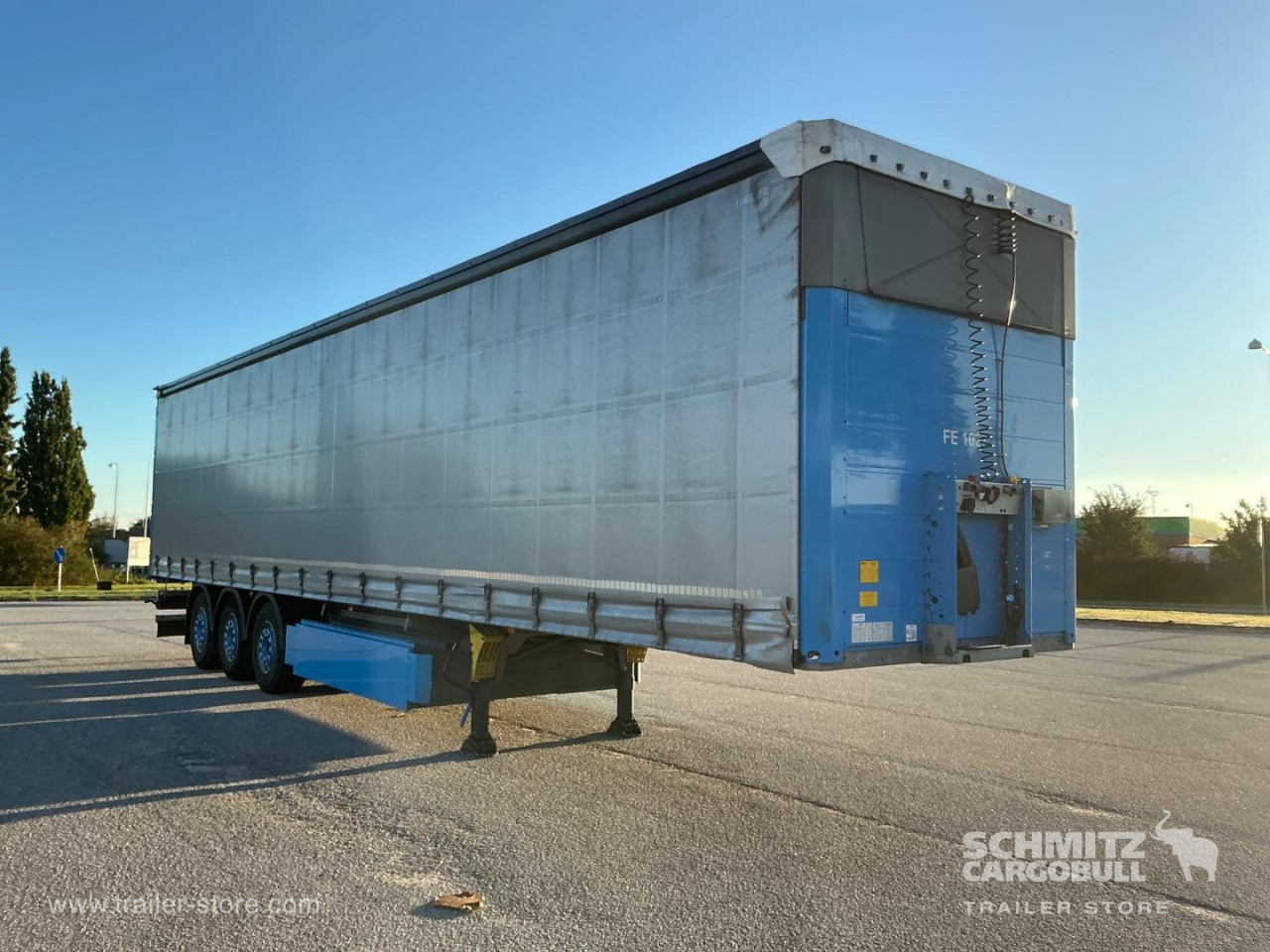 SCHMITZ Curtainsider Standard - Tenta puspiekabe: foto 1 SCHMITZ Curtainsider Standard - Tenta puspiekabe: foto 1