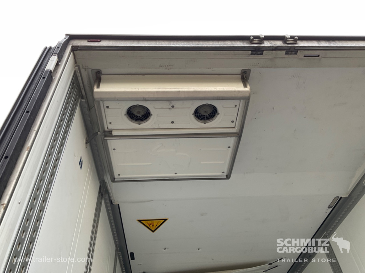Puspiekabe izotermiskais SCHMITZ Reefer Multitemp Double deck: foto 6