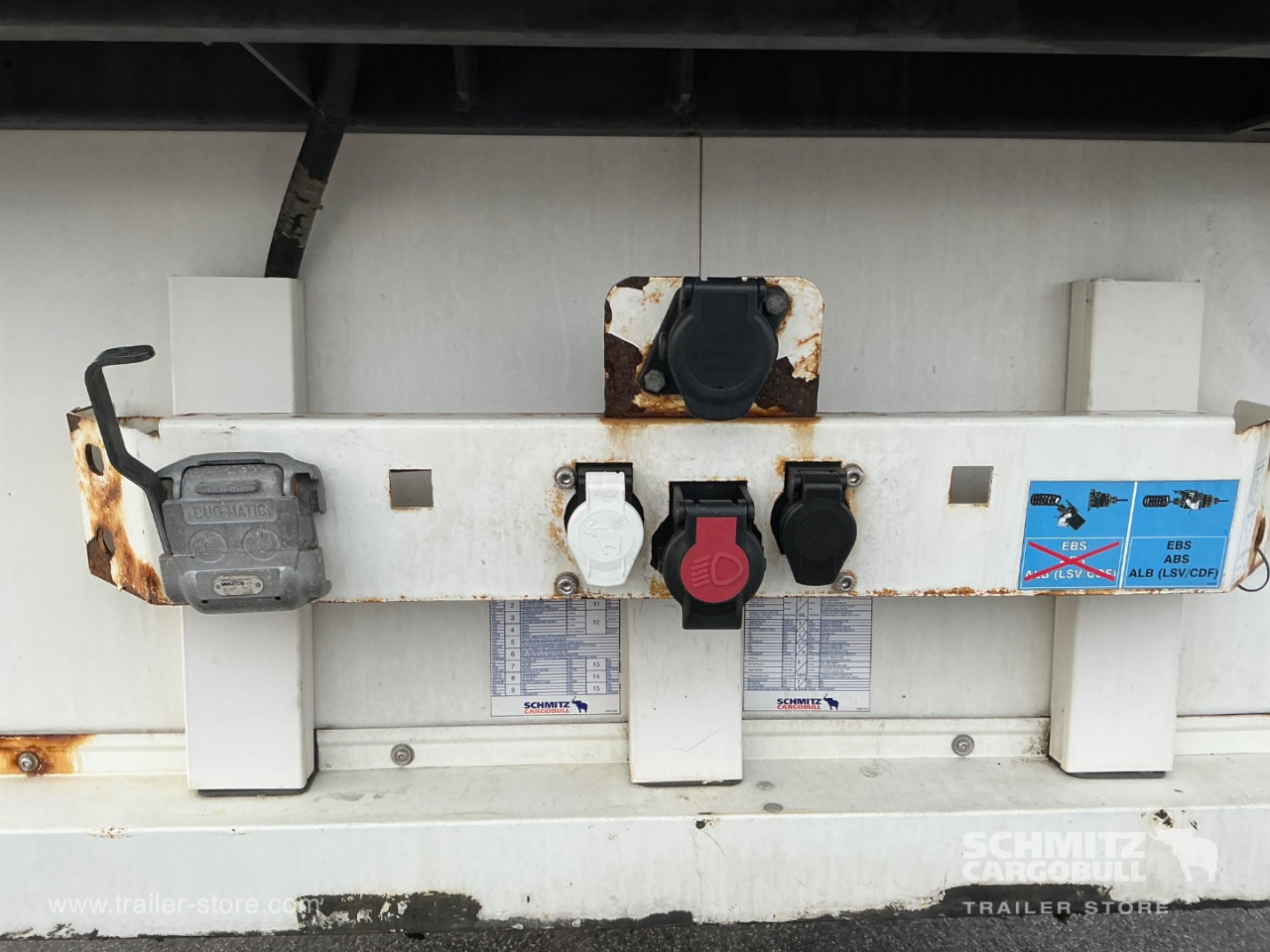 SCHMITZ Reefer Multitemp Double deck - Puspiekabe izotermiskais: foto 4 SCHMITZ Reefer Multitemp Double deck - Puspiekabe izotermiskais: foto 4