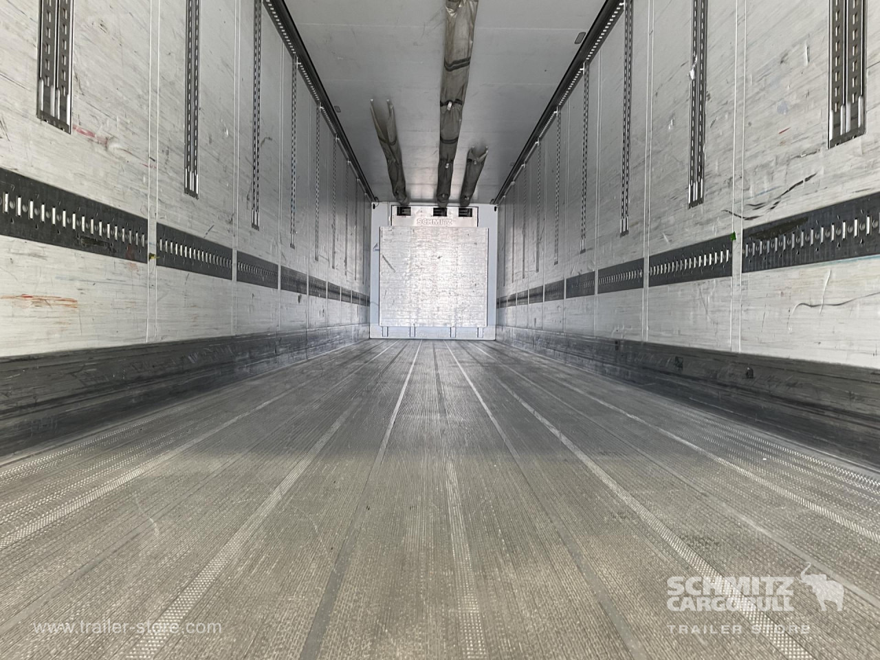 SCHMITZ Semiremolque Frigo Standard - Puspiekabe izotermiskais: foto 5 SCHMITZ Semiremolque Frigo Standard - Puspiekabe izotermiskais: foto 5