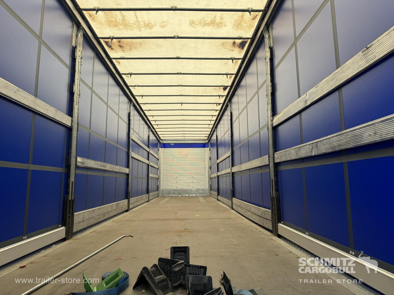 SCHMITZ Curtainsider Standard - Tenta puspiekabe: foto 4 SCHMITZ Curtainsider Standard - Tenta puspiekabe: foto 4