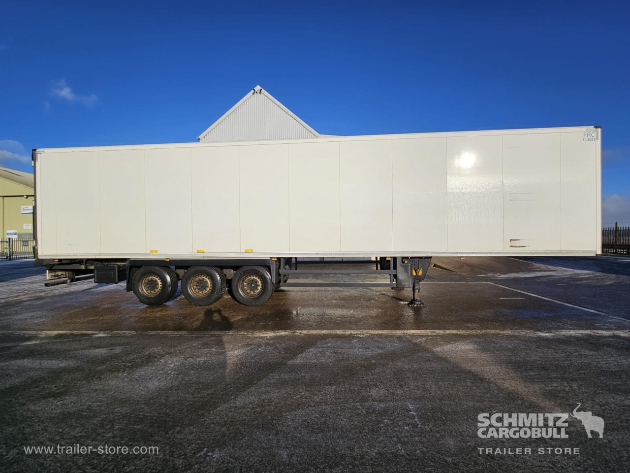 SCHMITZ Reefer Multitemp - Puspiekabe izotermiskais: foto 4 SCHMITZ Reefer Multitemp - Puspiekabe izotermiskais: foto 4