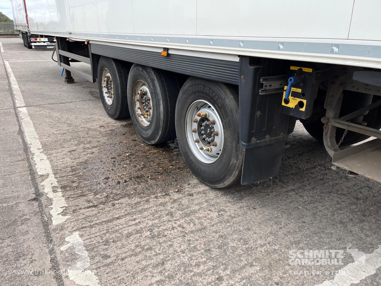 SCHMITZ Reefer Multitemp - Puspiekabe izotermiskais: foto 3 SCHMITZ Reefer Multitemp - Puspiekabe izotermiskais: foto 3