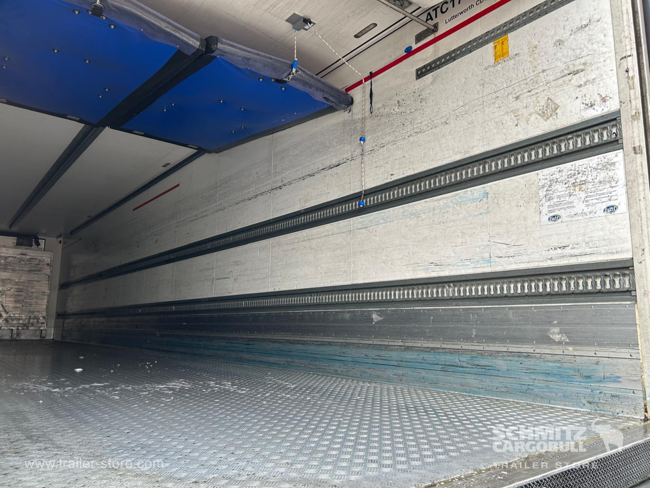 SCHMITZ Reefer Multitemp - Puspiekabe izotermiskais: foto 4 SCHMITZ Reefer Multitemp - Puspiekabe izotermiskais: foto 4