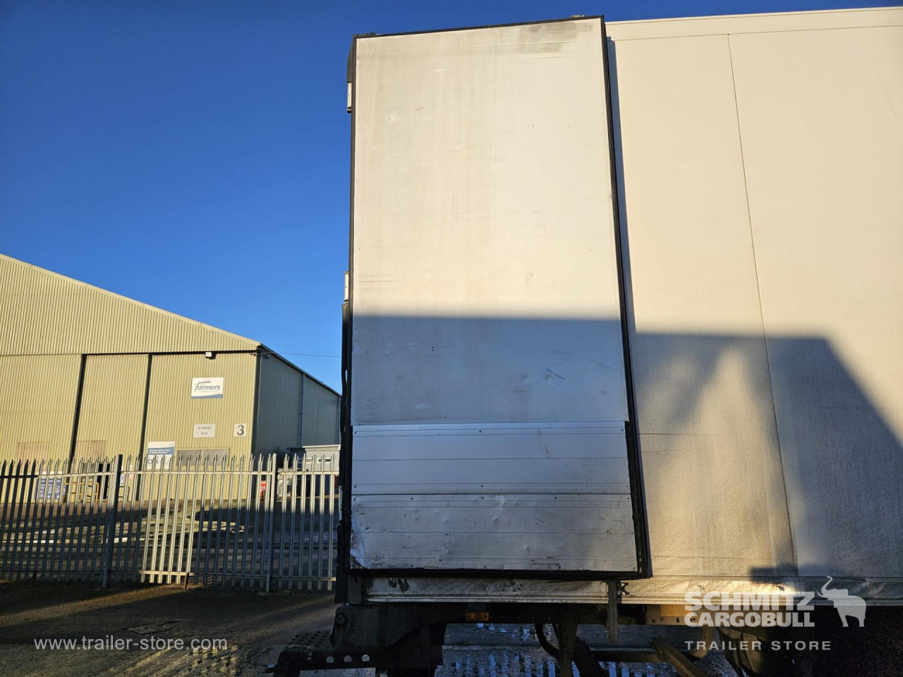 Puspiekabe izotermiskais SCHMITZ Reefer Standard: foto 13 Puspiekabe izotermiskais SCHMITZ Reefer Standard: foto 13