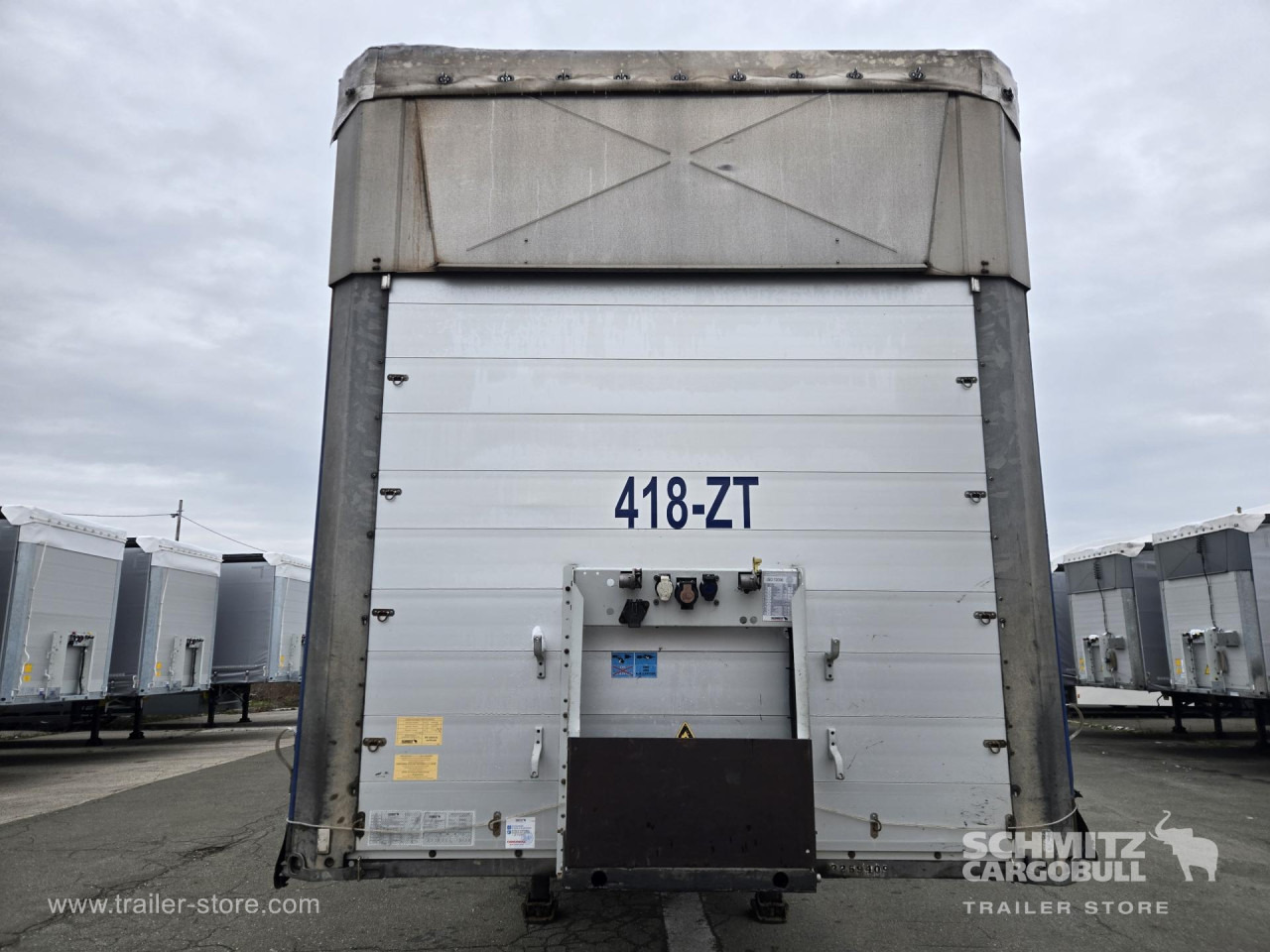 SCHMITZ Curtainsider Varios - Tenta puspiekabe: foto 3 SCHMITZ Curtainsider Varios - Tenta puspiekabe: foto 3