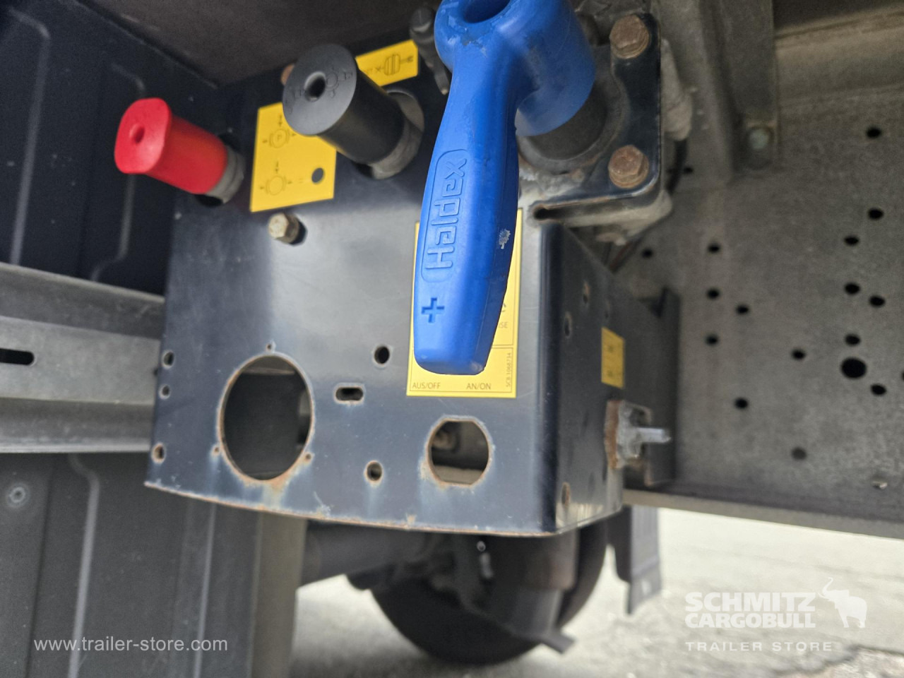 SCHMITZ Curtainsider Varios - Tenta puspiekabe: foto 5 SCHMITZ Curtainsider Varios - Tenta puspiekabe: foto 5