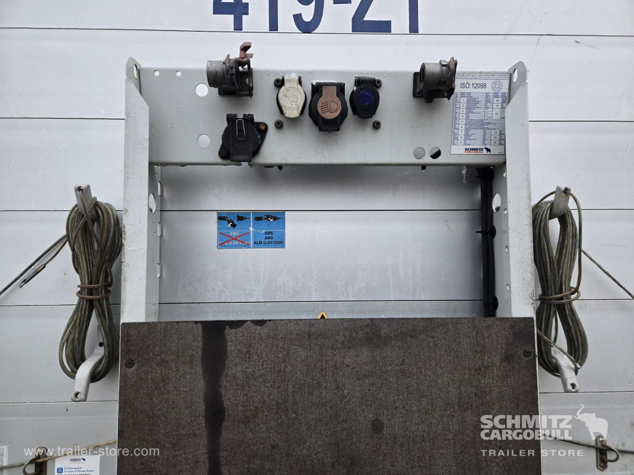 SCHMITZ Curtainsider Varios - Tenta puspiekabe: foto 4 SCHMITZ Curtainsider Varios - Tenta puspiekabe: foto 4