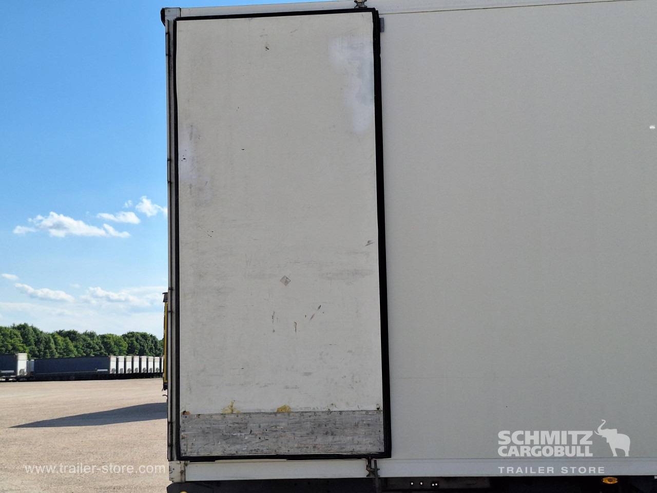 LAMBERET Reefer Standard - Puspiekabe izotermiskais: foto 4 LAMBERET Reefer Standard - Puspiekabe izotermiskais: foto 4