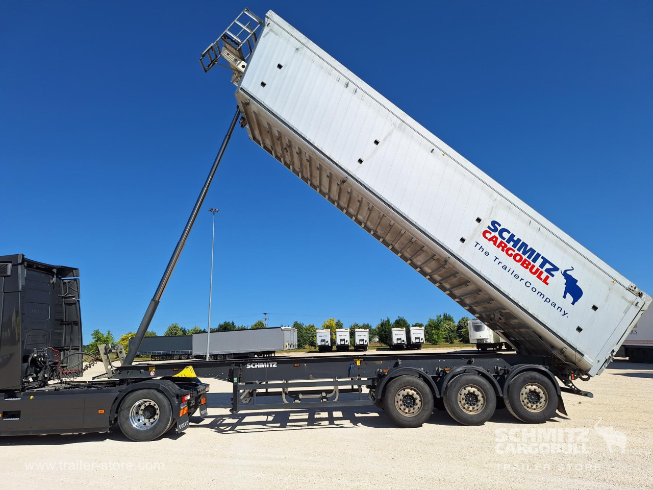 SCHMITZ Tipper Alu-square sided body 54m³ - Puspiekabe pašizgāzējs: foto 5 SCHMITZ Tipper Alu-square sided body 54m³ - Puspiekabe pašizgāzējs: foto 5