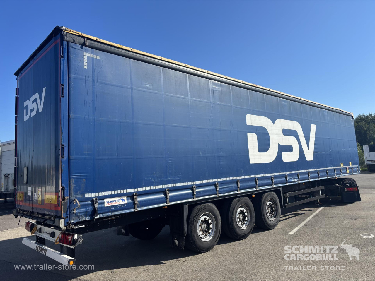 SCHMITZ Curtainsider Standard - Tenta puspiekabe: foto 1 SCHMITZ Curtainsider Standard - Tenta puspiekabe: foto 1