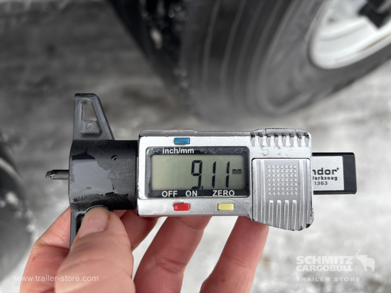 SCHMITZ Curtainsider Standard - Tenta puspiekabe: foto 2 SCHMITZ Curtainsider Standard - Tenta puspiekabe: foto 2